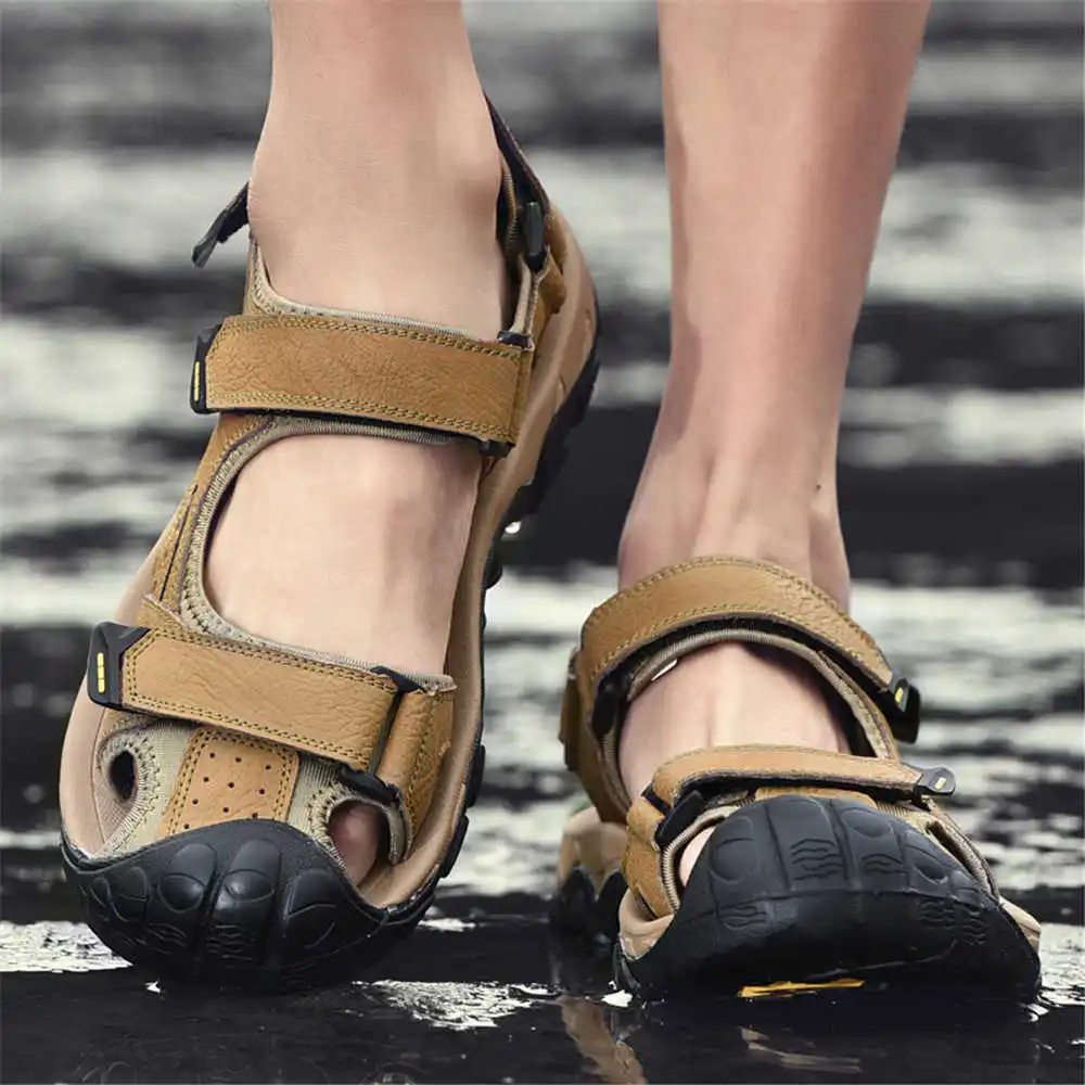Luxury Lifestyle Hospitality - Zapatillas de agua de piel de