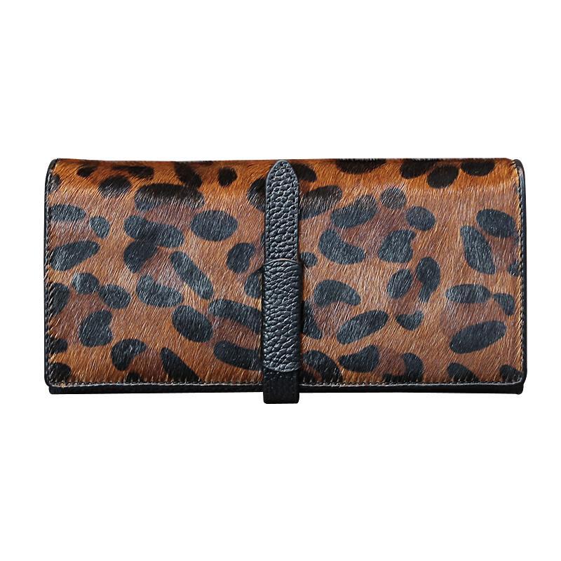 Luxury Lifestyle Photography - Nueva moda leopardo vaca cuero genuino